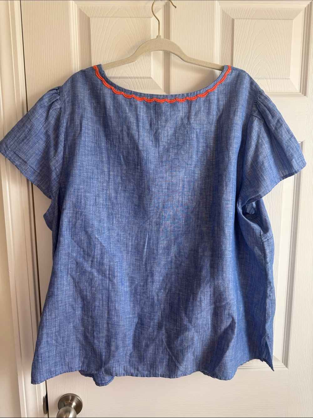 Talbots Blue Chambray Embroidered Tunic with Tropical Motif - Picture 4 of 4